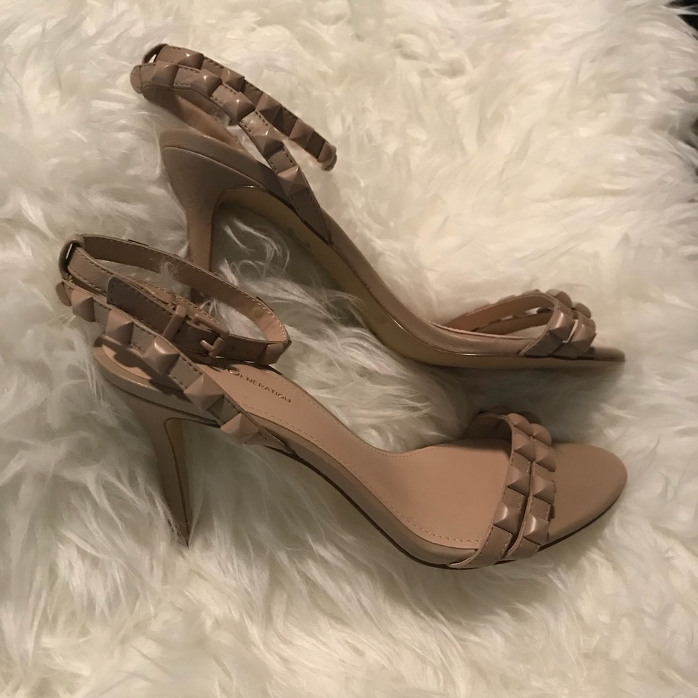 New bcbgeneration nude stud strappy heels size 7.